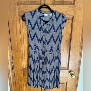 Blue geometric pattern dress